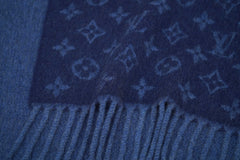 Louis Vuitton Monogram Gradient Blue Scarf (Pre-owned)
