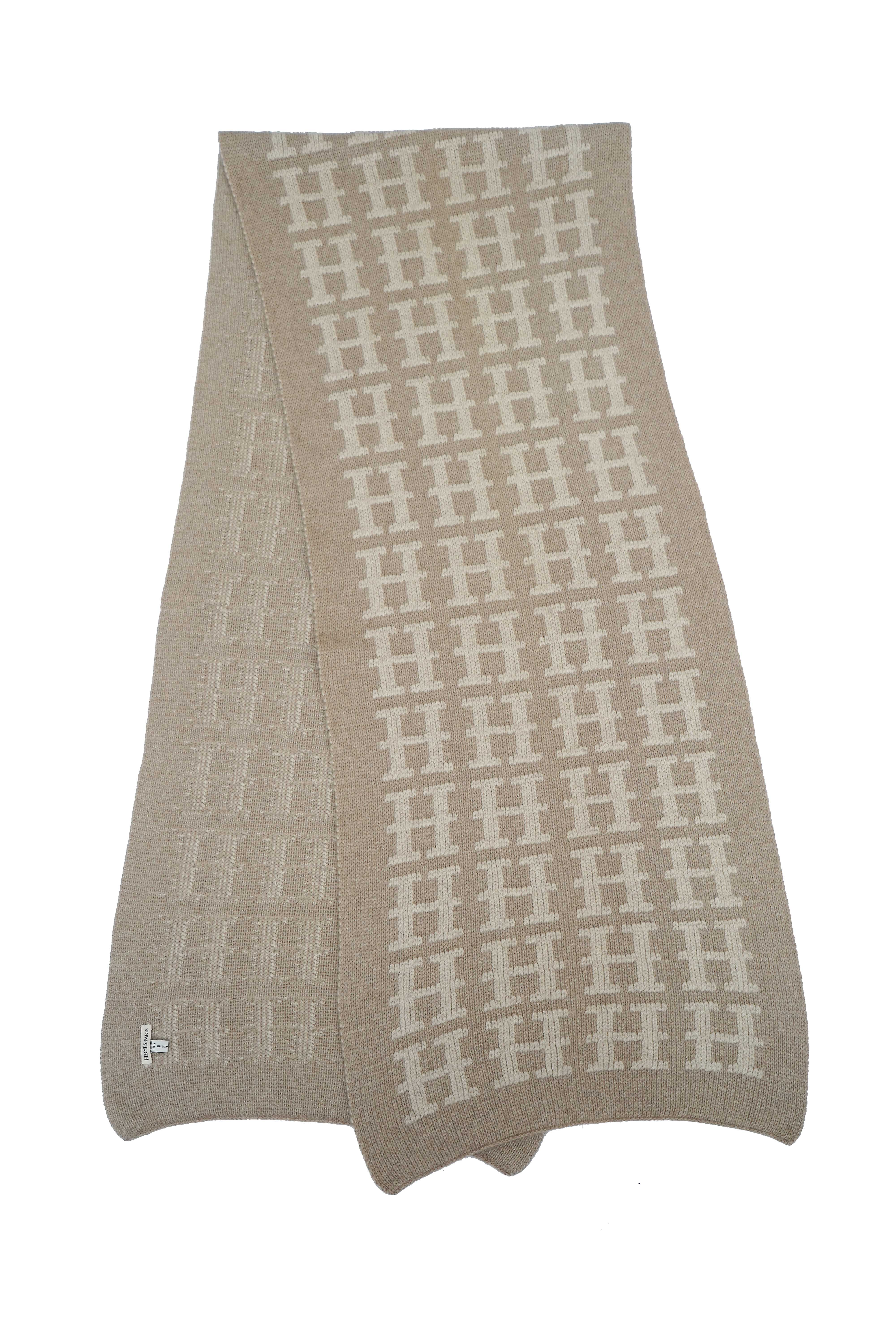 Hermes Vintage Cashmere Beige Scarf (Pre-owned)