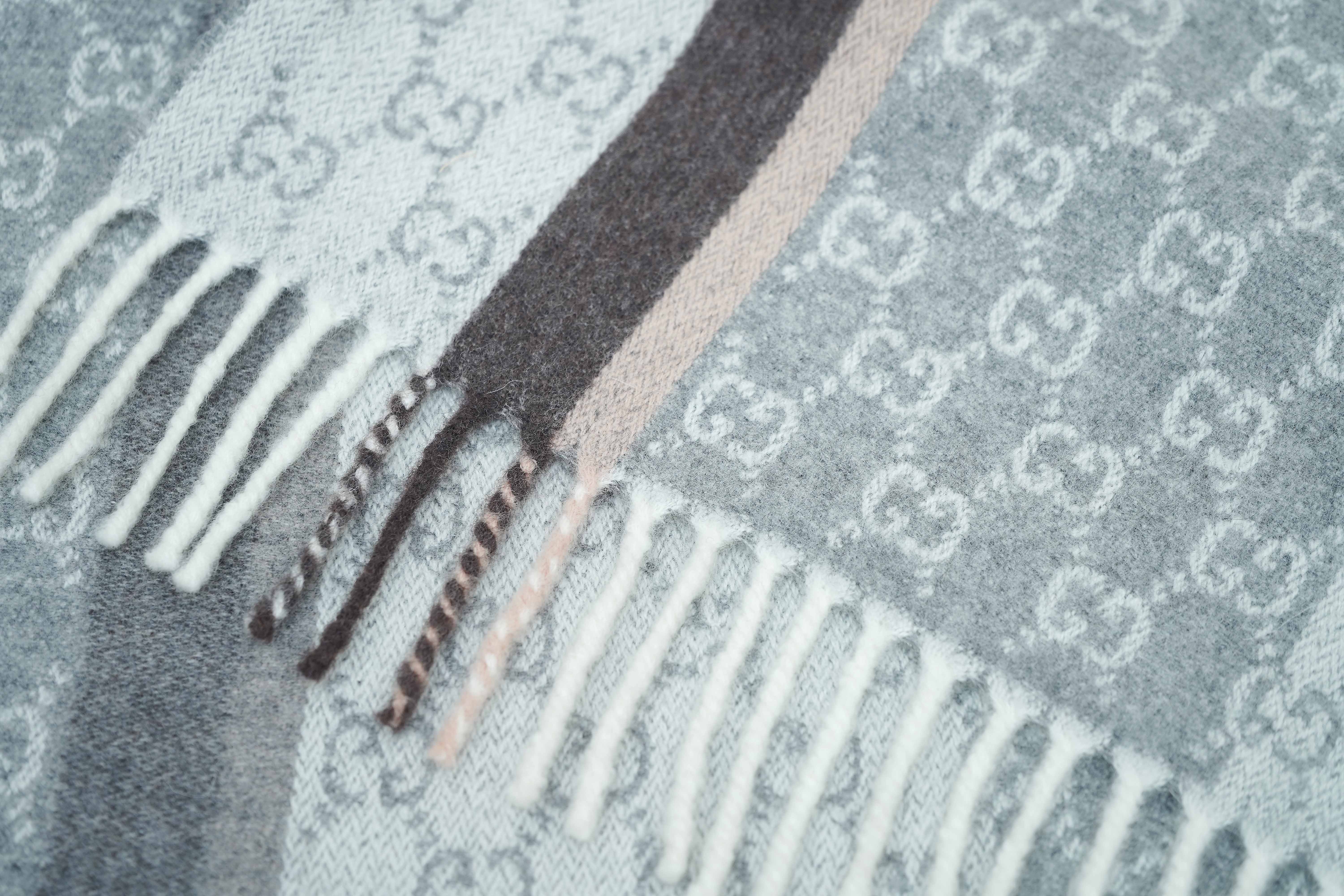 Gucci GG Pattern Cashmere Scarf (Pre-owned)