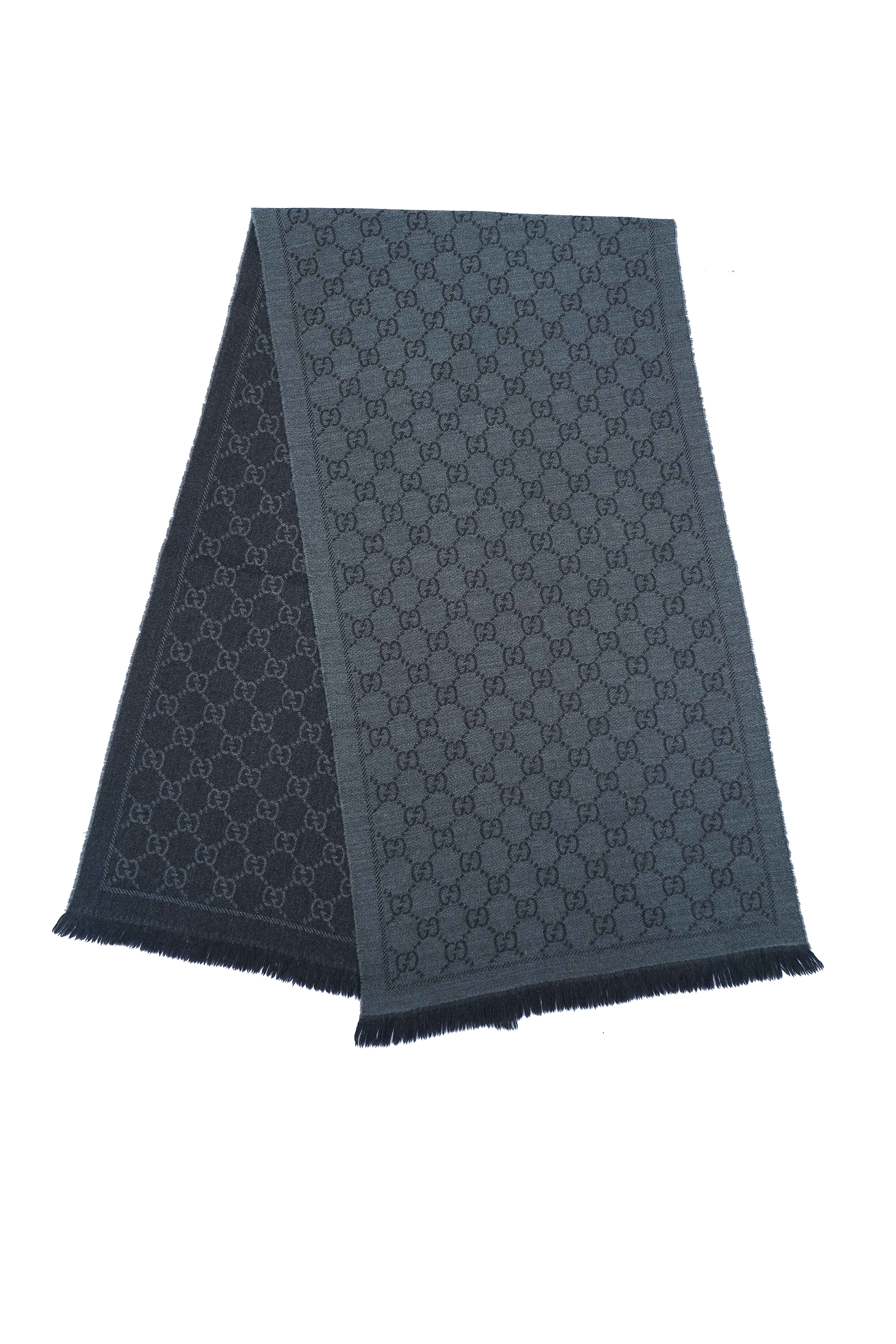 Gucci GG Jacquard Pattern Knitted Wool Dark Grey Scarf (Pre-owned)