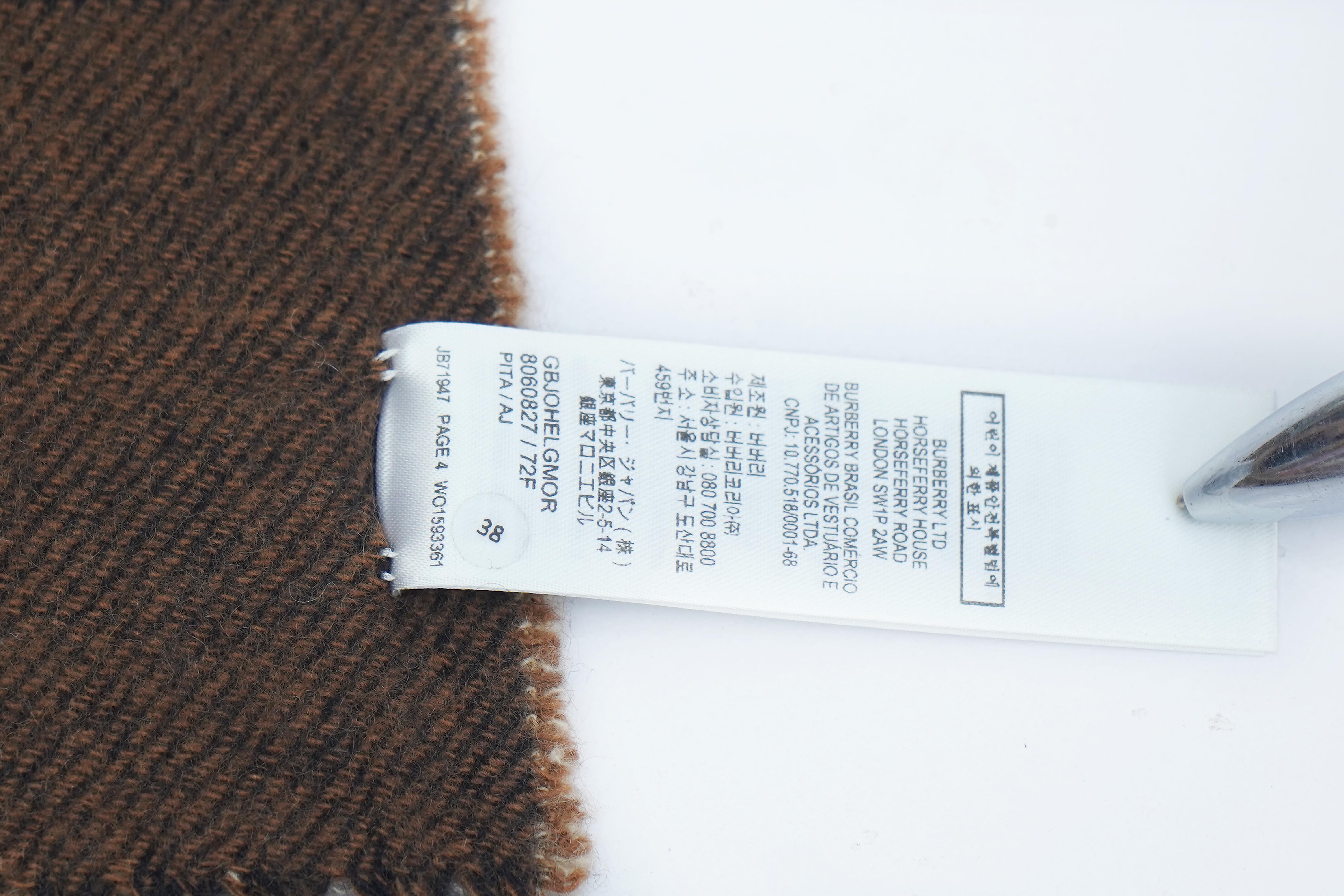 Burberry Brown Reversible Check Cashmere Scarf (Pre-owned)