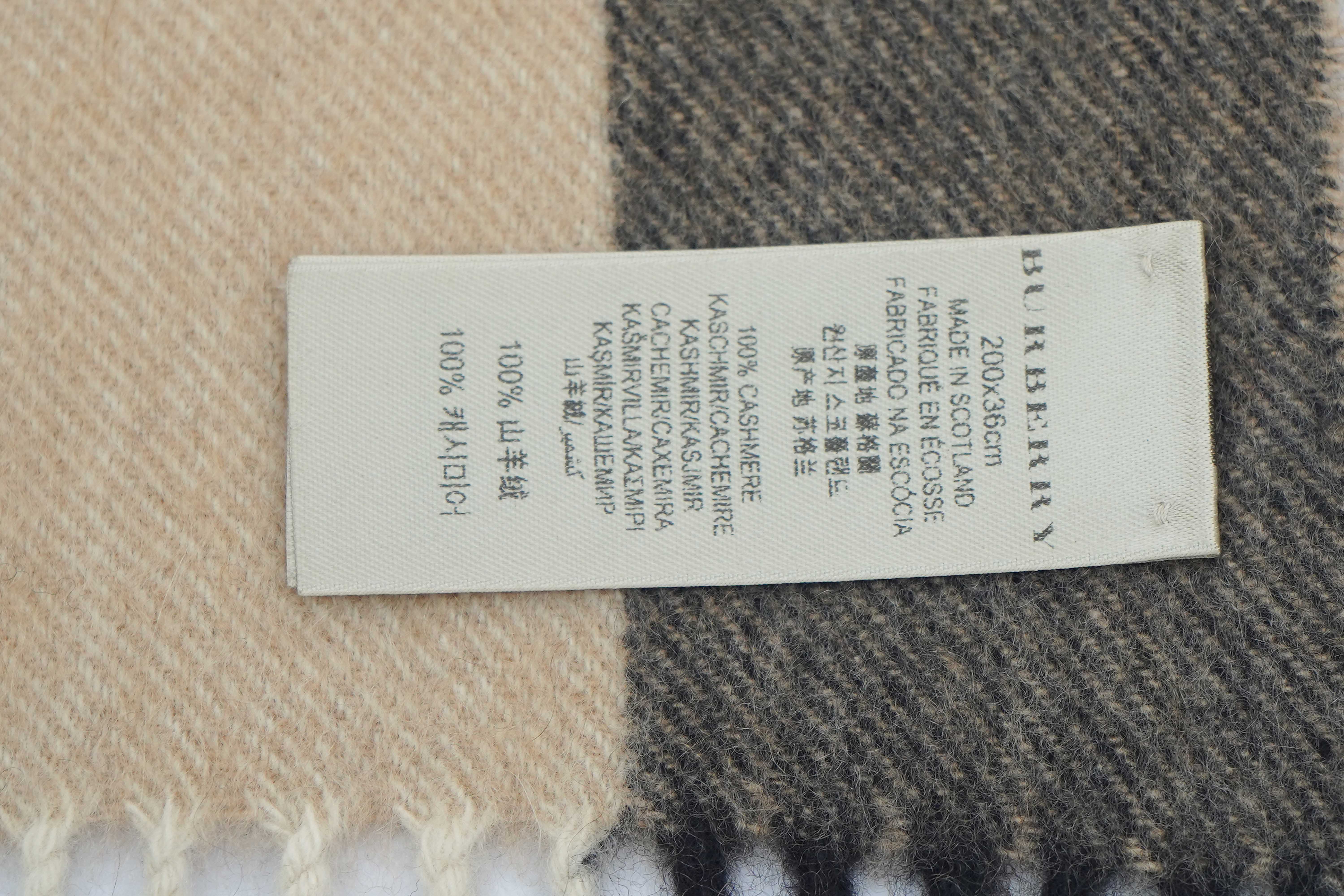 Burberry Check Cashmere Beige Scarf (Pre-owned)