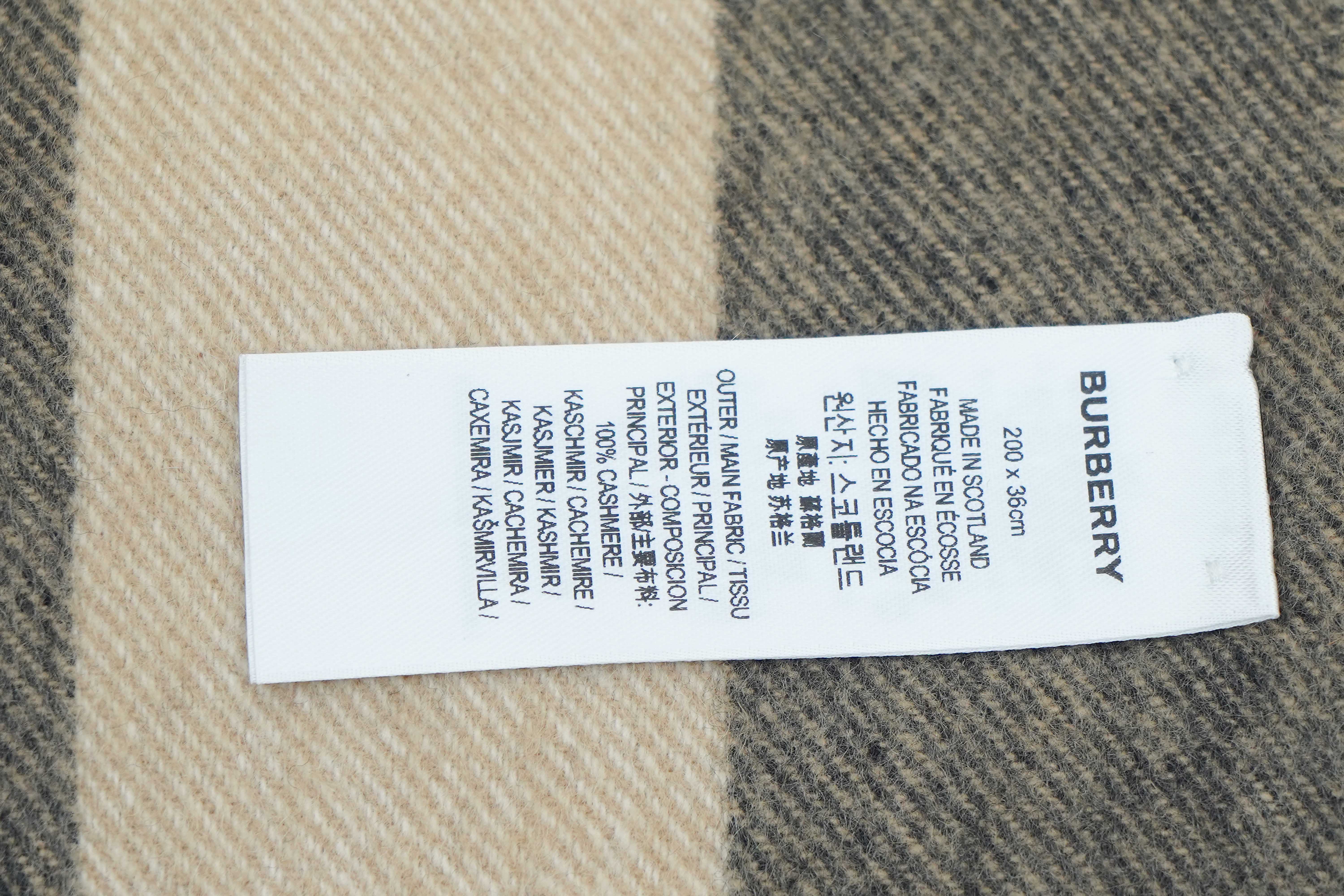 Burberry Check Cashmere Beige Scarf (Pre-owned)