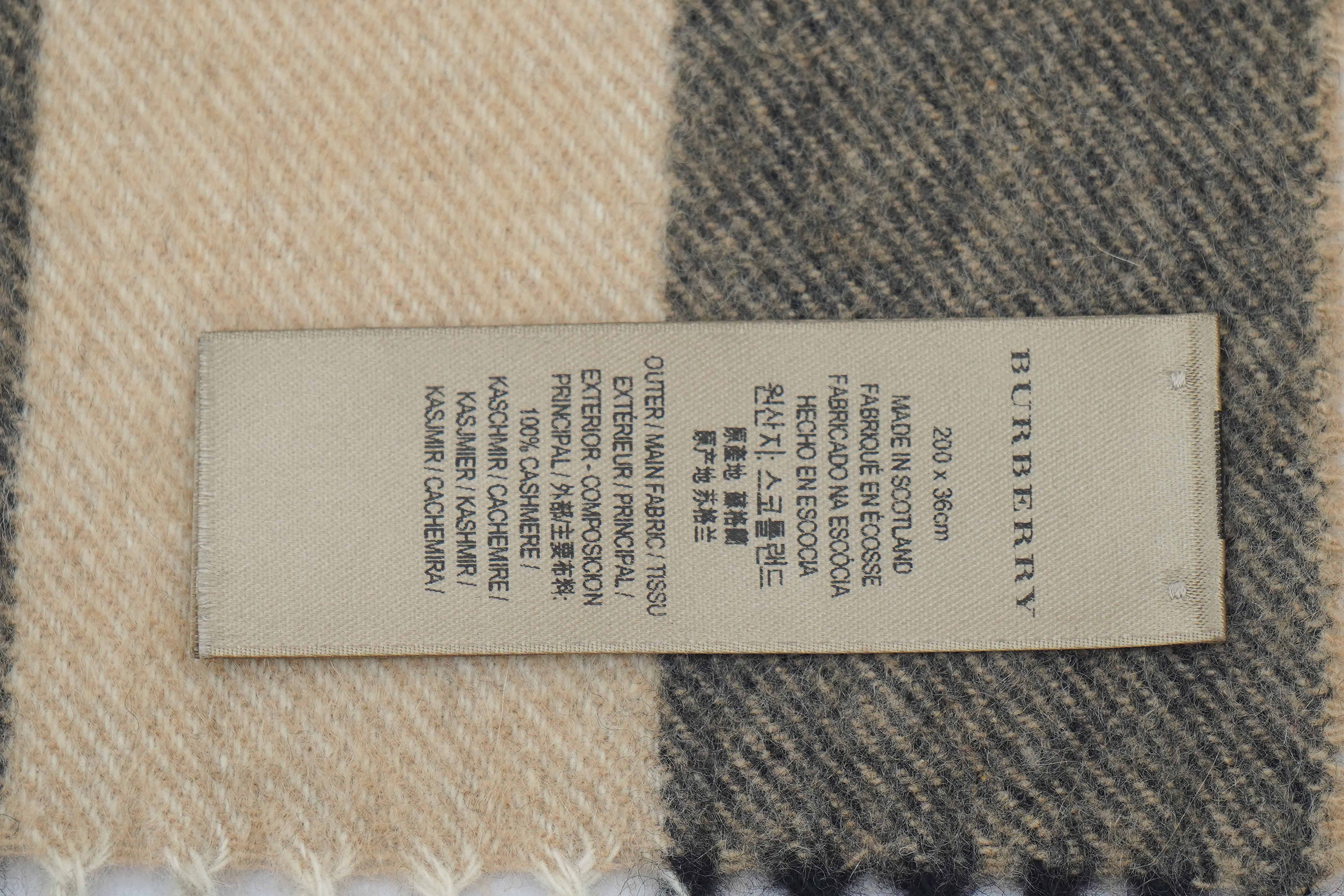 Burberry Check Cashmere Beige Scarf (Pre-owned)