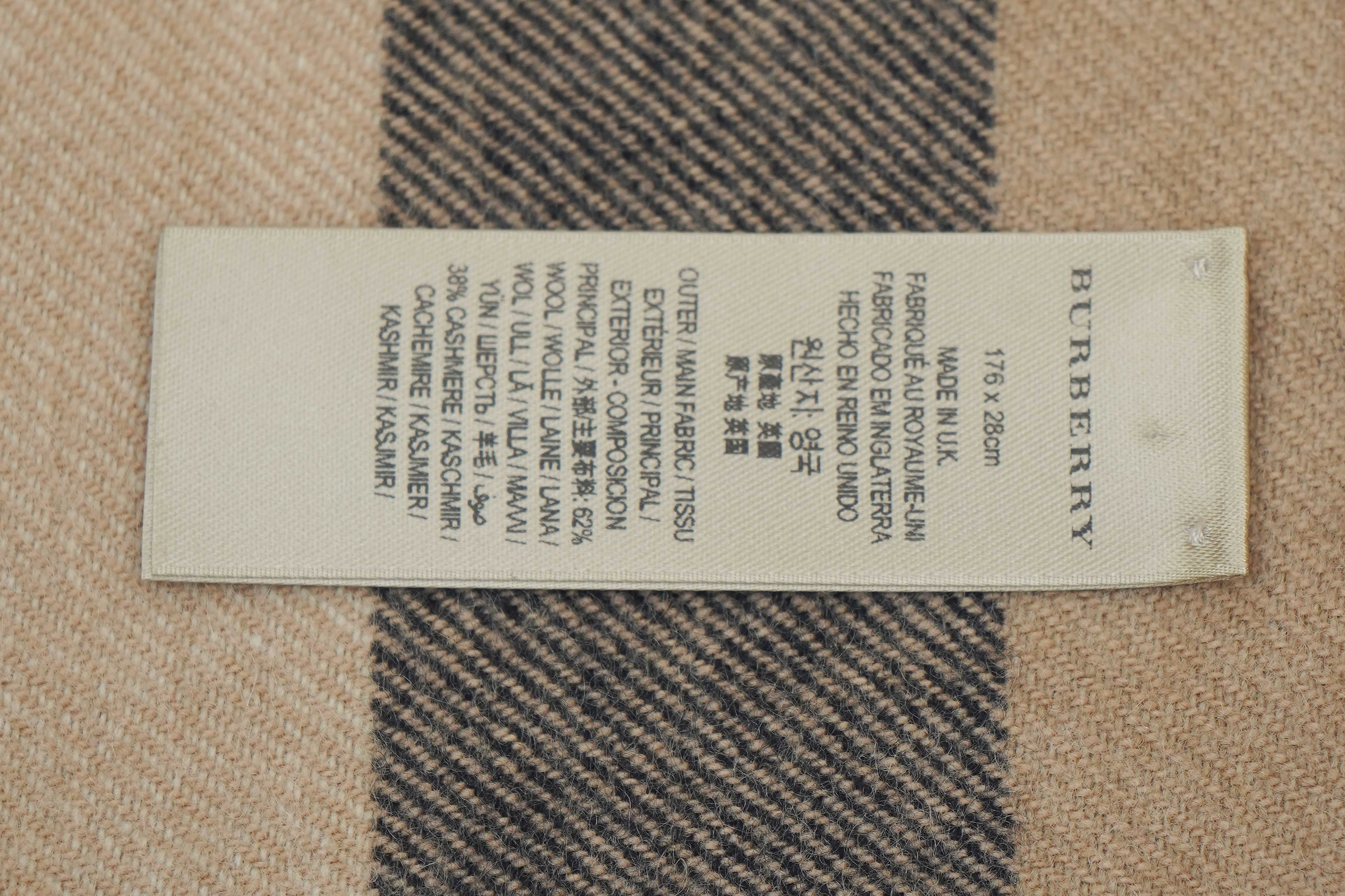 Burberry Check Scarf (Pre-owned)