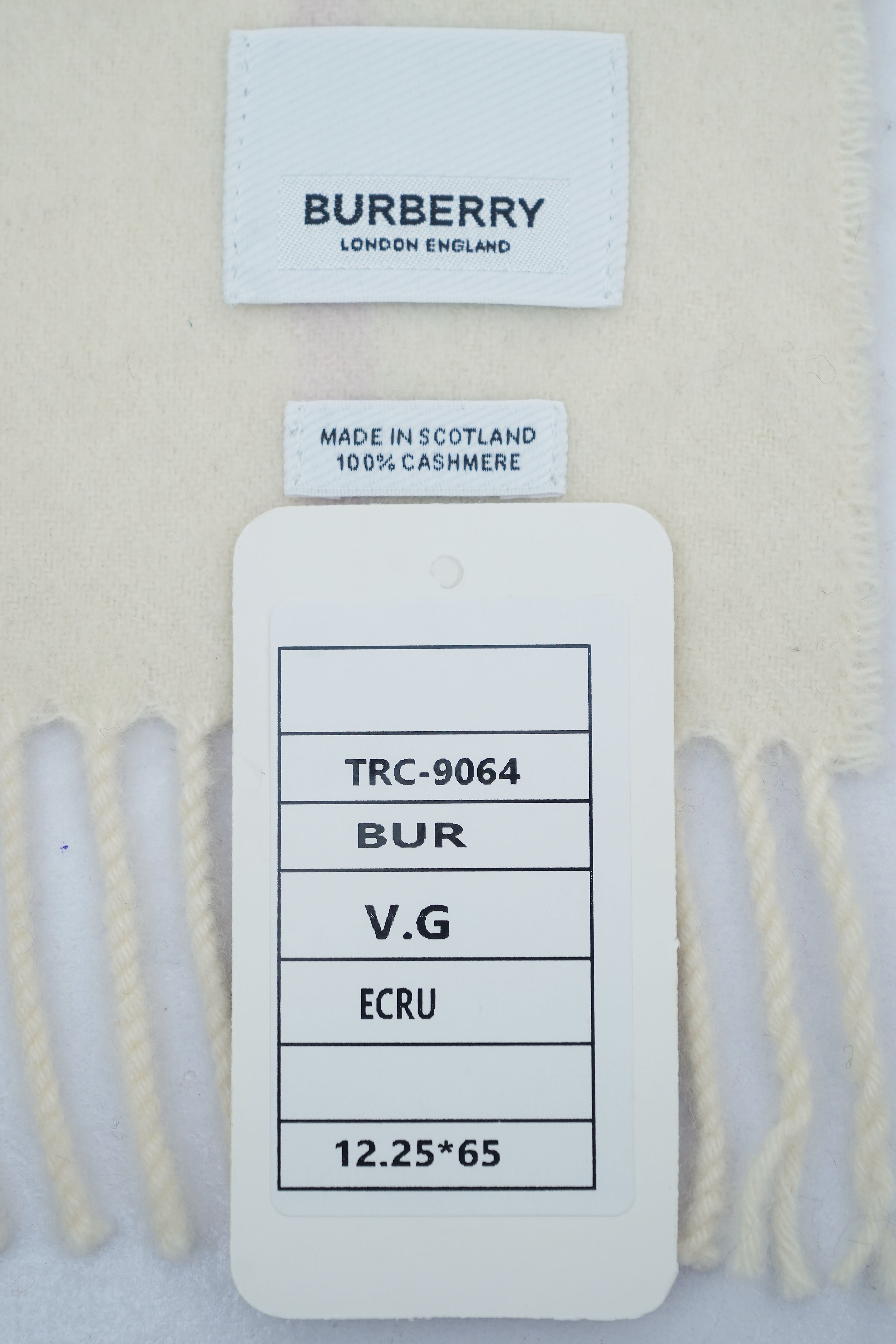 Burberry White Alabaster Classic Check Cashmere scarf (Pre-Owned)