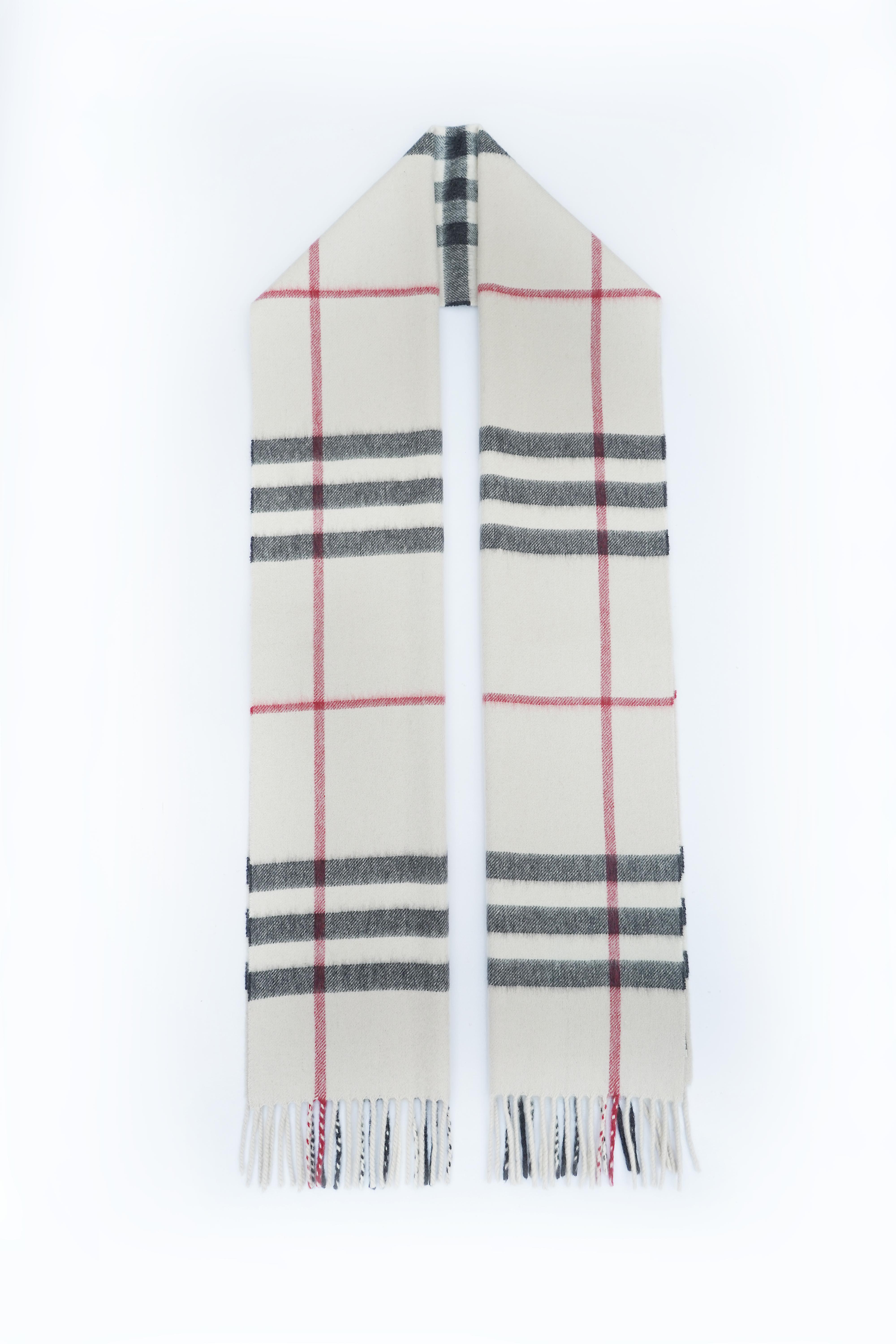 Burberry Check Cashmere Scarf (Pre-owned)