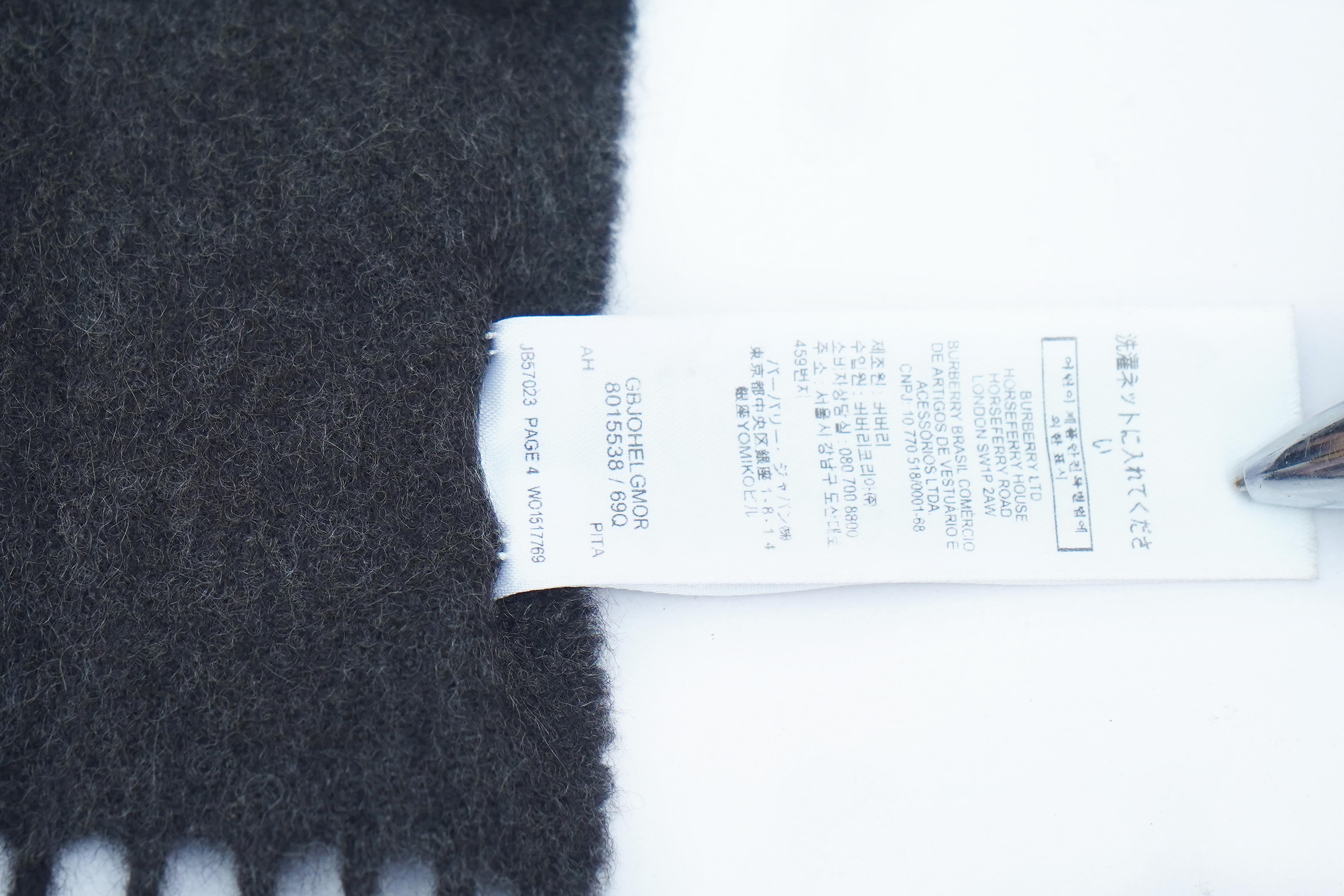 BURBERRY Check Cashmere Scarf (Pre- Owned)