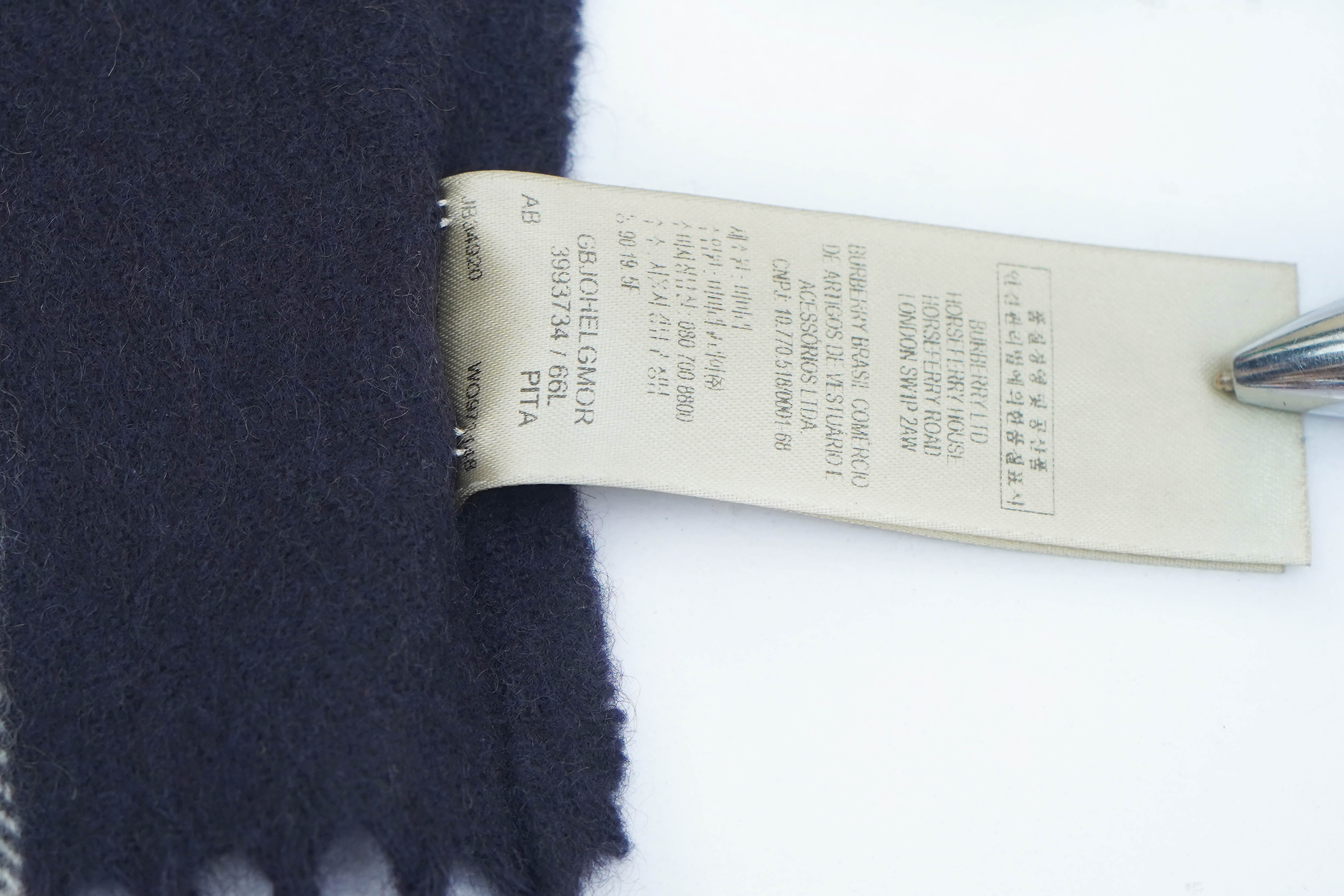 BURBERRY Giant Check Cashmere Scarf (Pre-Owned)