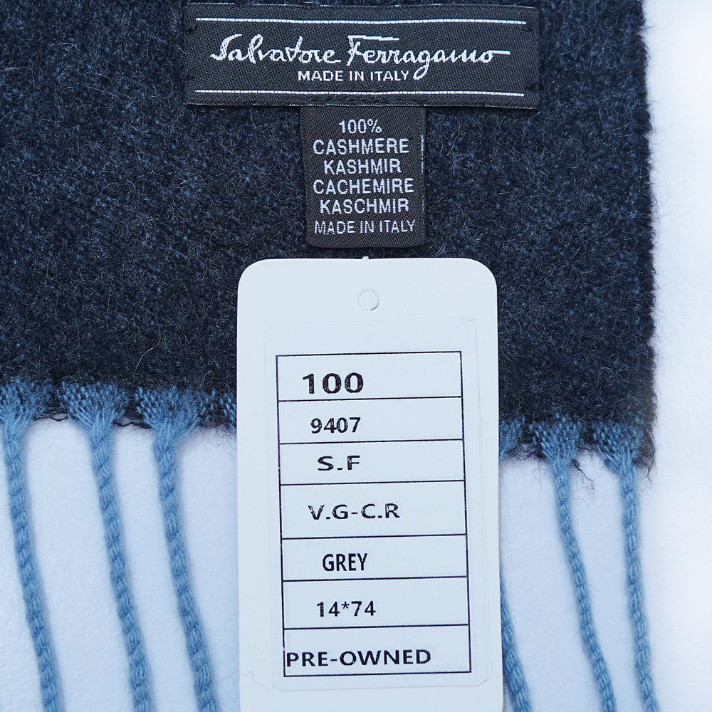 Cashmere Classic Print Vintage Pre-Loved Scarf