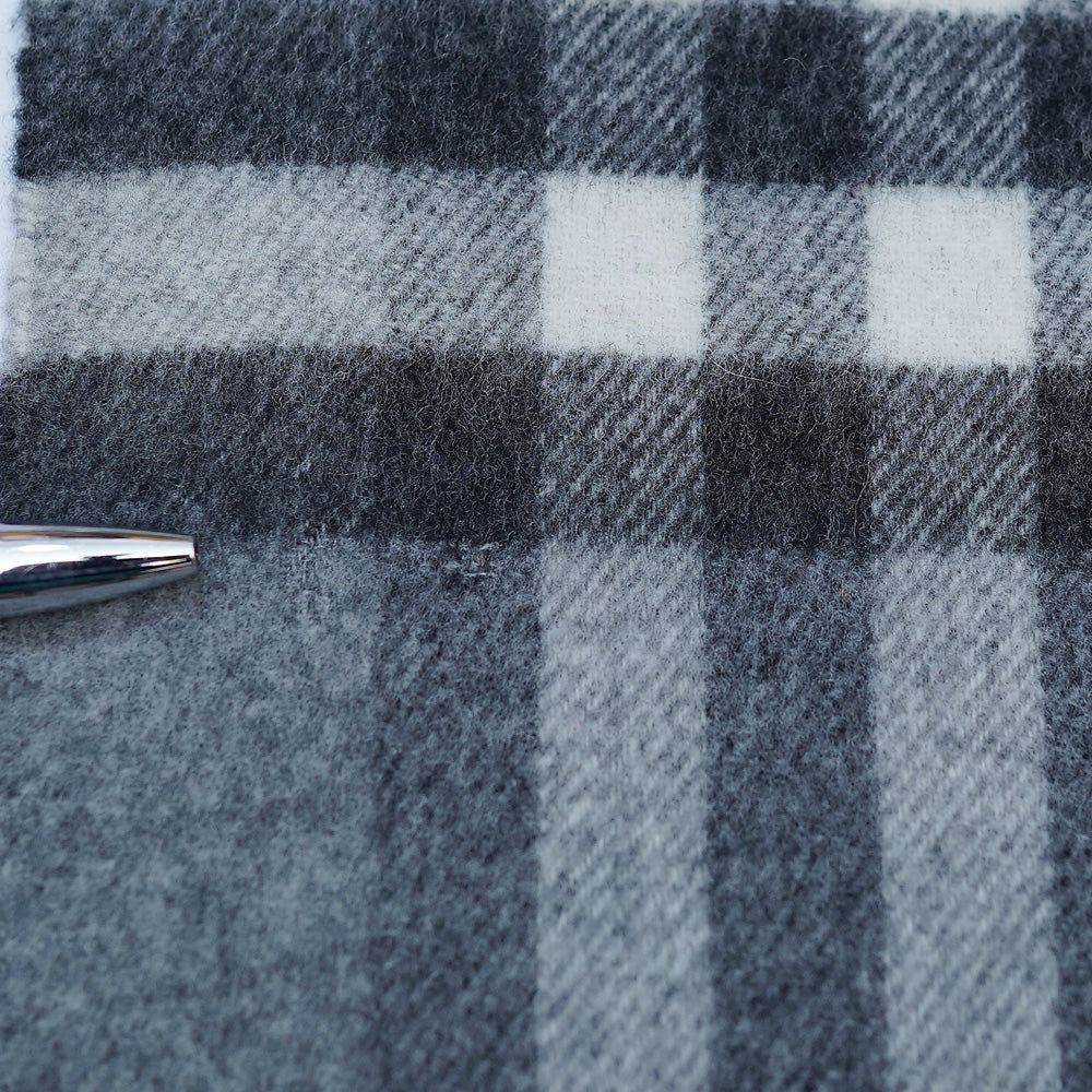 Merino/Cashmere Reversible Large Check Vintage Pre-Loved Scarf